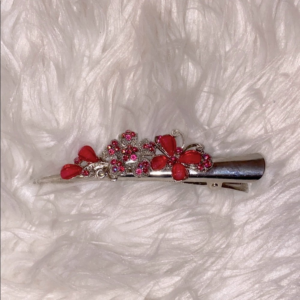 🦋pick 3/$40 rhinestone y2k pink hair clip
